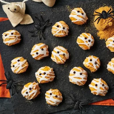 Mummy Cheesecake Bites